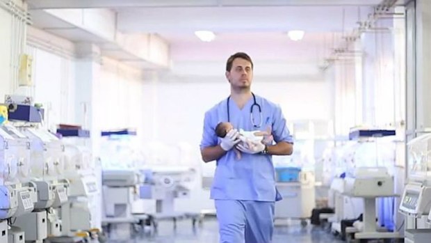An Australian man calling himself Abu Yusuf says he is working as a doctor for ISIL. (YouTube)