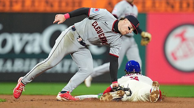 Travis Bazzana met his childhood idol Bryce Harper during a game. 