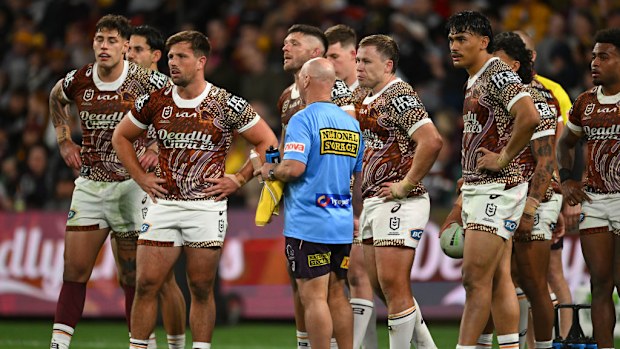 BRISBANE, AUSTRALIA - JULY 13: Broncos look on during the round 19 NRL match between Brisbane Broncos and St George Illawarra Dragons at Suncorp Stadium, on July 13, 2024, in Brisbane, Australia. (Photo by Albert Perez/Getty Images)