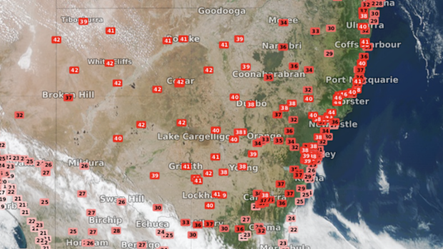 Satellite image and observed temperatures over NSW at 3pm AEDT.