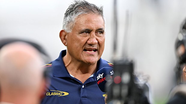 Highlanders antrenörü Jamie Joseph tepki veriyor.