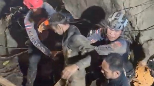 Laos cave rescue