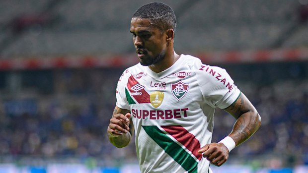 Douglas Costa of Fluminense.