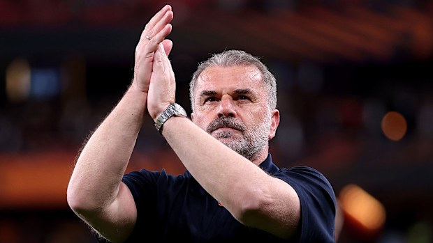 Ange Postecoglou, Tottenham Hotspur Menajeri