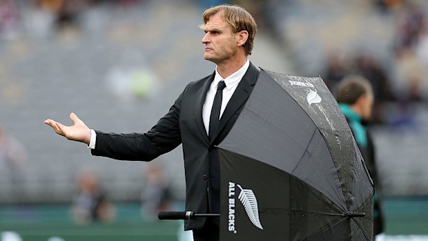 Scott Robertson feels for rain at Optus Stadium.