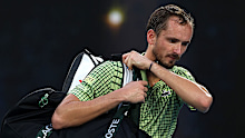 Daniil Medvedev leaves the court dejected.