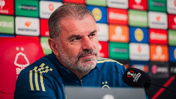 Ange Postecoglou, Nottingham Forest basın toplantısında.