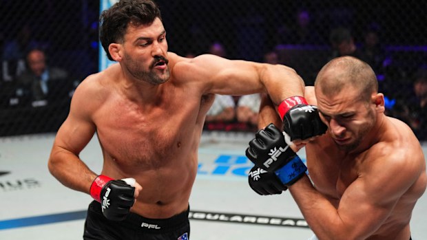 Rob Wilkinson throws a punch against Tom Breese during PFL 2024.