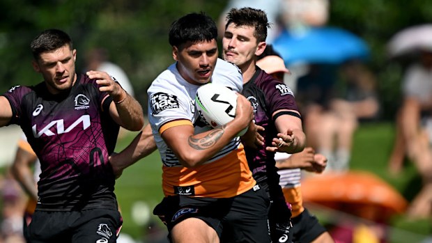 NRL news 2026: Ben Te Kura NFL switch; Brisbane Broncos giant joins  training camp