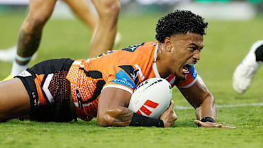 8. Fonua Pole (Tigers)