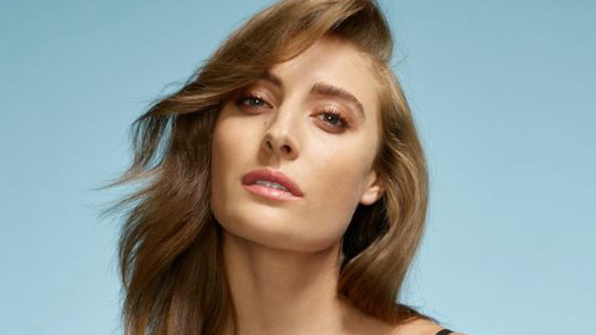 Rebecca Harding sizzles in lingerie campaign | Nine.com.au