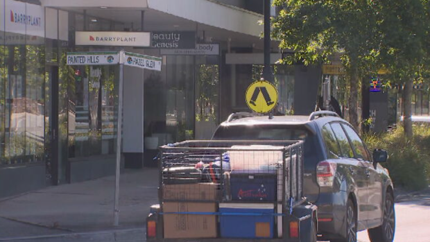 Police were called after an altercation allegedly broke out between two groups wielding machetes on Hazel Glen Drive, Doreen, at about 6pm.