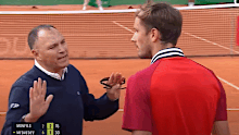 The umpire did his best to defuse the situation.