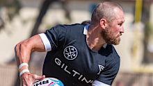 Matt Giteau in action for the LA Giltinis.