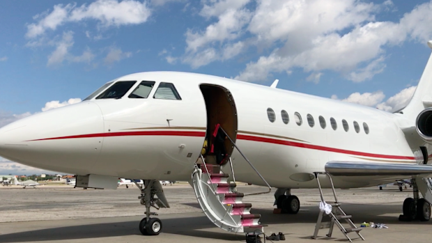 Private jet shot in The Tinder Swindler