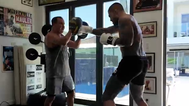 Tyson Pedro works with Jeff Fenech.