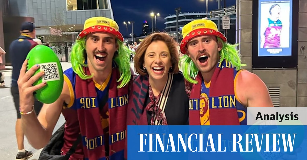 ‘Minister for scarves’ learns a lesson about judgment