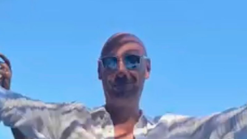 Arthur Tzaneros, Mykonos party boy