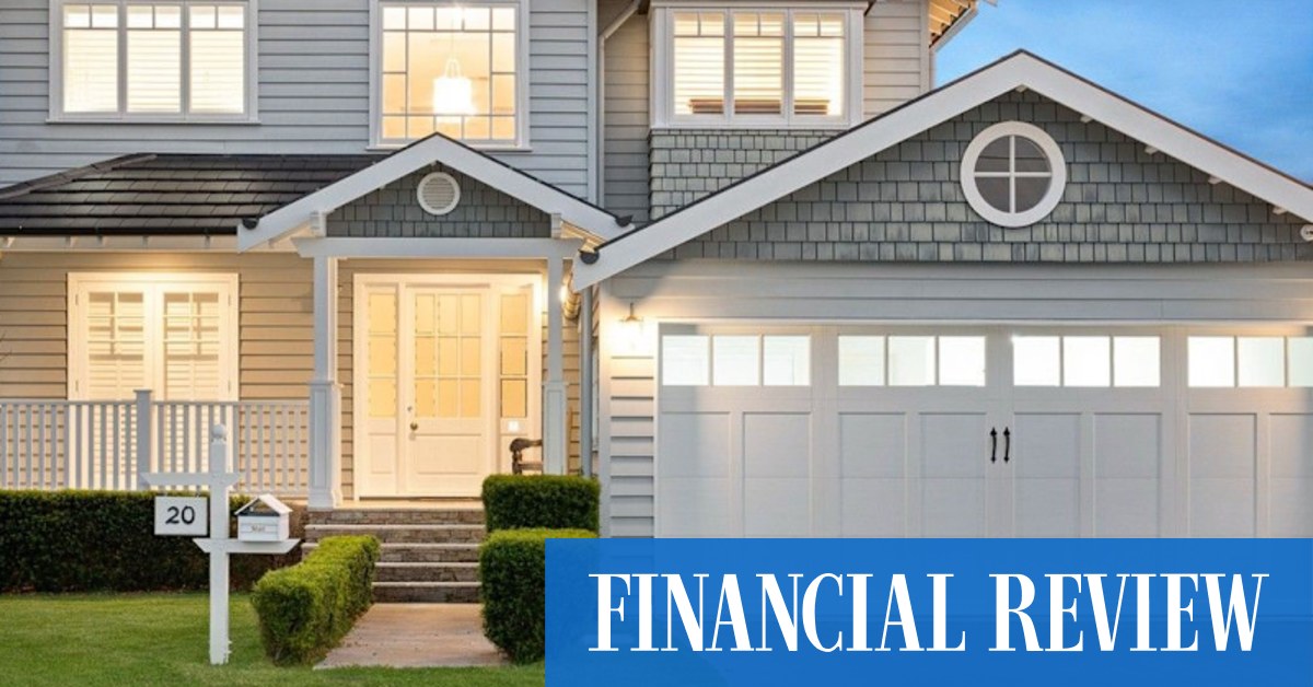 Brisbane, Sydney, Melbourne property: House prices drop in nearly all suburbs - Vimarsana News