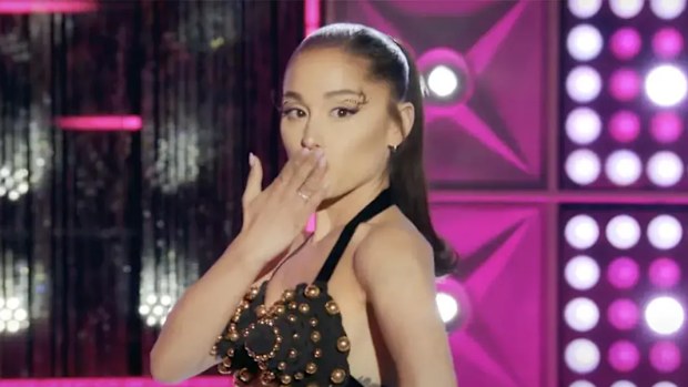 Ariana Grande, RuPaul's Drag Race, Stan