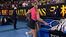 Danielle Collins gives it to the crowd.