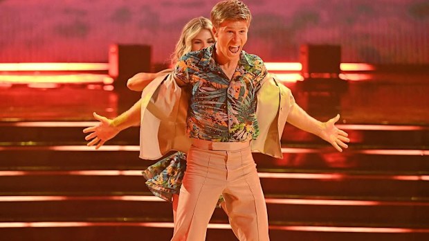 Robert Irwin dancing with the stars 
