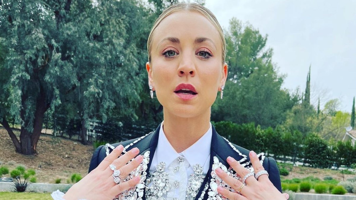 Kaley Cuoco says she's 'definitely' open to a Big Bang Theory reunion ...