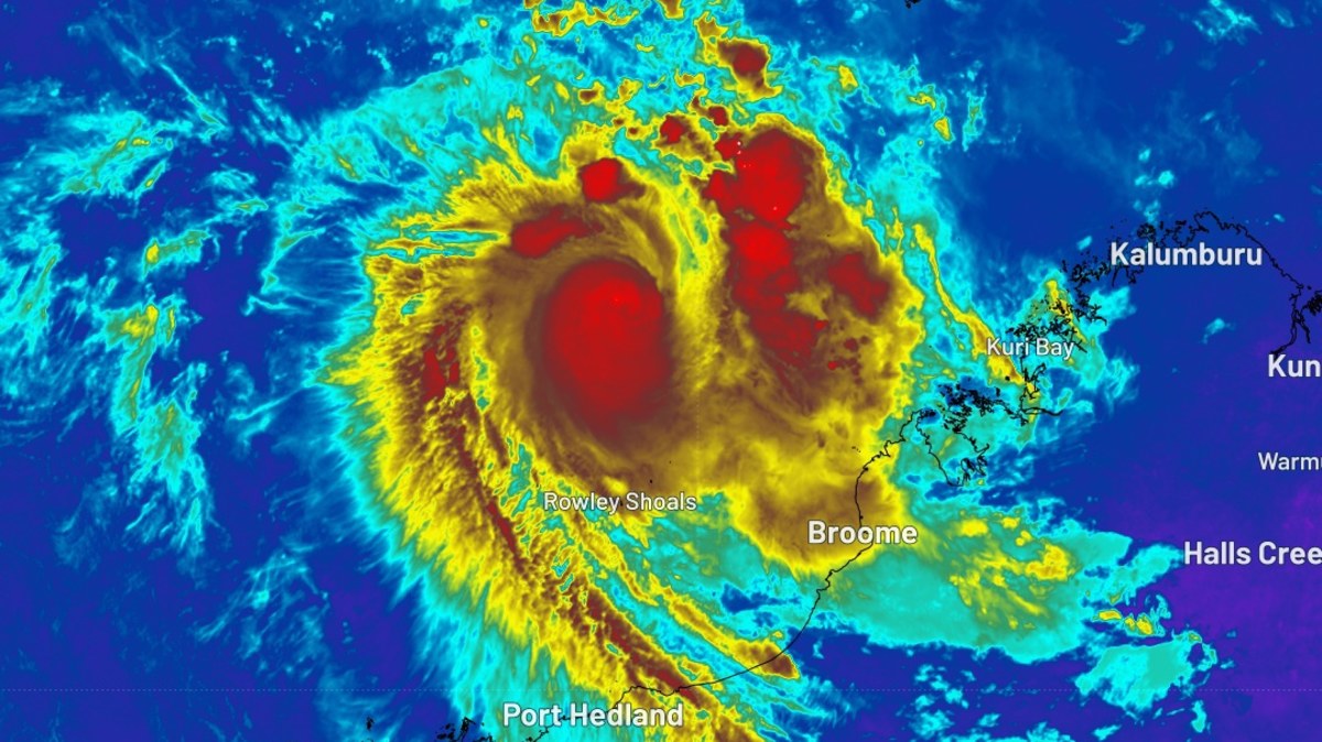Cyclone Errol: Errol crosses the Kimberley coast as tropical low | Nine ...