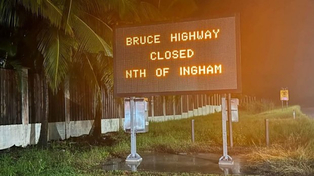 Flash flooding, rain in Queensland