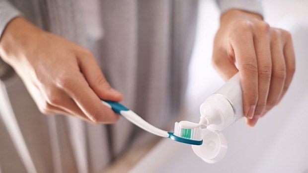 health tips best times to drink coffee brush teeth eat dinner