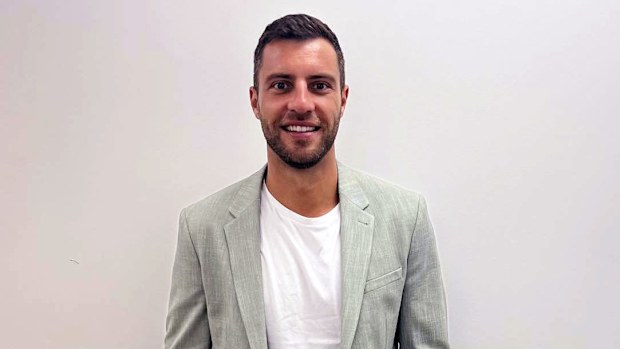 Luca Kattan has lodged a parliamentary petition calling on the government to make it easier for all temporary workers who stayed during the pandemic to gain permanent residency.