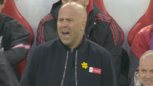 Arne Slot on the sidelines.