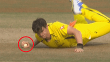 Sean Abbott's attempted catch was ruled not out by the third umpire. 