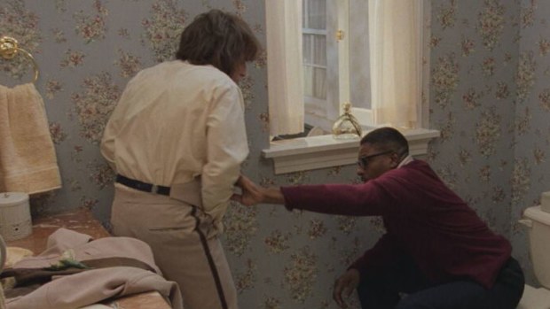 There's Something About Mary bathroom zipper beans and frank scene Ben Stiller Keith David