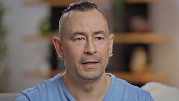 Extreme Sisters Anna and Lucy DeCinque with fiance Ben reveals one thing that frustrates him