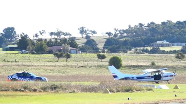 Experienced instructor Stephen Hoare, 37, and his tandem passenger Alex Welling, 32, died while skydiving at Goulburn airport, in southern NSW, on June 27, 2021. (Nine)