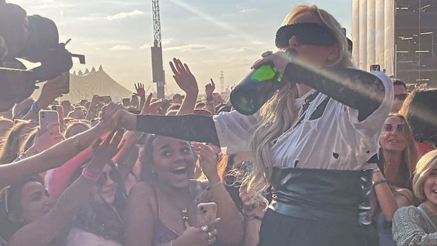 Rebel Wilson performs with The Kooks at Reading Festival