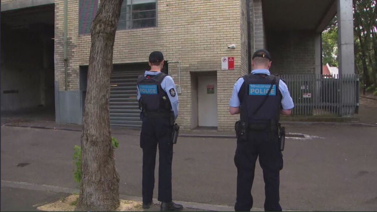 AFP executes raid on CFMEU HQ in Sydney | Nine.com.au