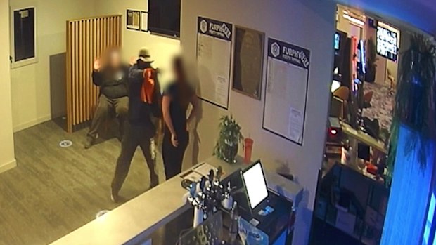 Hotel staff assaulted, robbed at gunpoint north of Brisbane | Nine.com.au