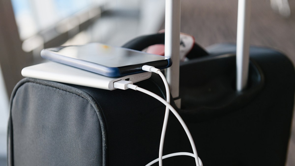 Thousands of dangerous recalled power banks may still be in use, ACCC ...