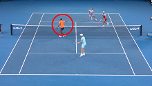 Rohan Bopanna gives up a point by admitting he touched the net in the third set of the men's doubles semi-final.