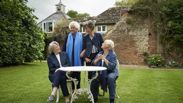 Judi Dench, Maggie Smith, Eileen Atkins, and Joan Plowright in Tea With the Dames (2018)