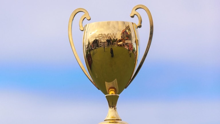 caulfield cup first race