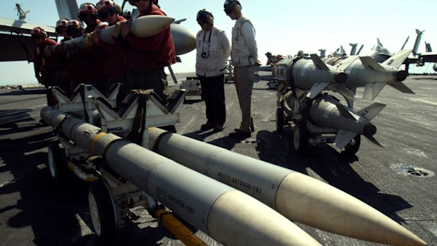 AMRAAM type air-to-air missile.