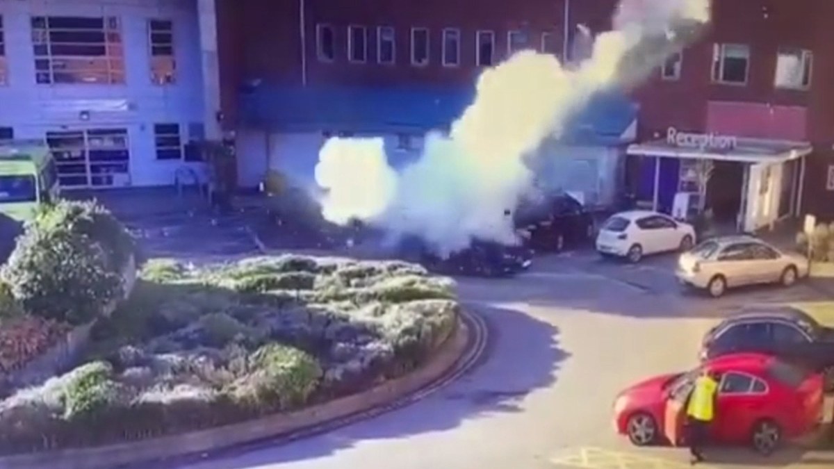 Liverpool hospital explosion: UK raises terror threat level as man ...
