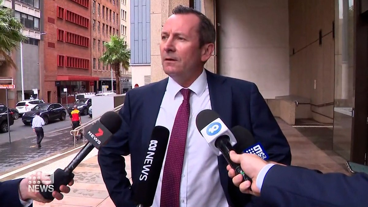 Mark McGowan takes the stand in defamation fight with Clive Palmer ...