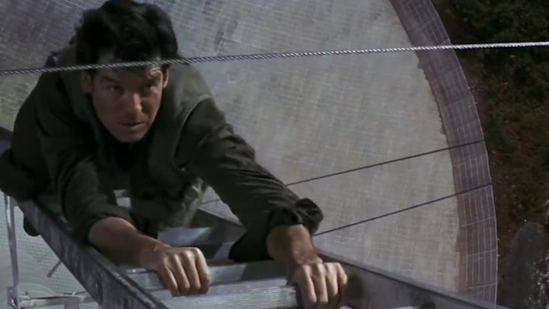 James Bond GoldenEye: Bond vs Trevelyan.