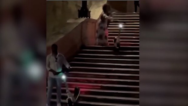 American tourists banned from Spanish Steps