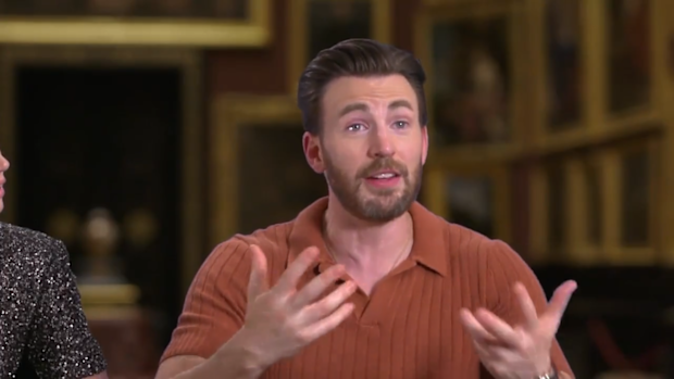 Chris Evans reveals he's looking for love.