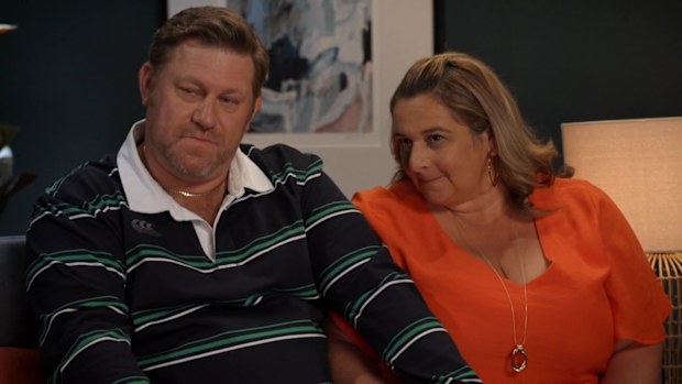 Parental Guidance 2023 Team parents struggle during a challenge Mark